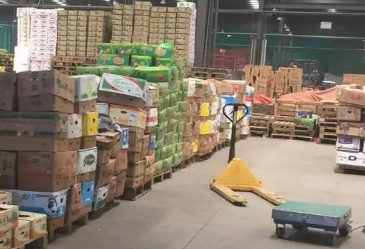 北京密云區(qū)水果批發(fā)市場手動液壓搬運車如何搬運貨物